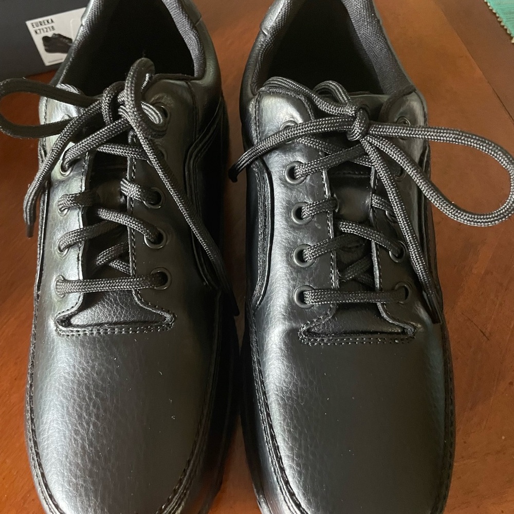 Rockport Men's 9.5M Black Leather Oxfords NWB